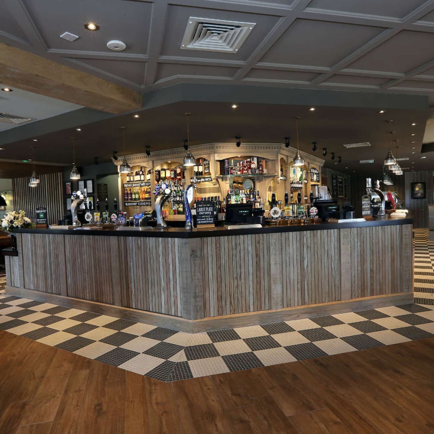 Good food & great times at The Knot & Plough